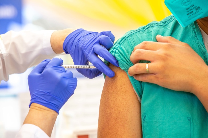 At this rate, California won't finish vaccinating 65+ until June