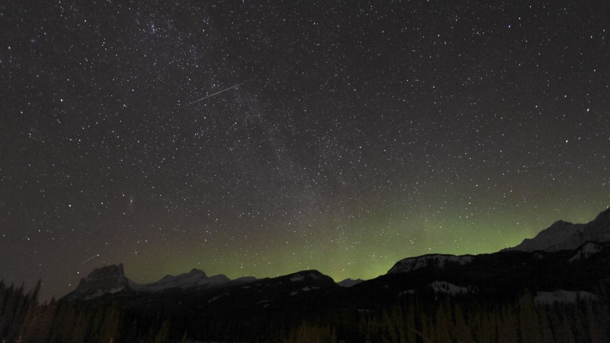 Here's how to watch tonight's stunning quadruple meteor shower