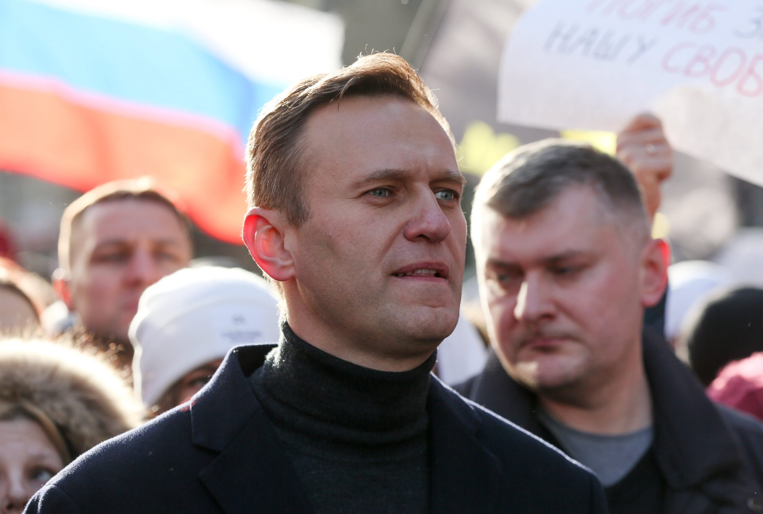 Russian opposition leader Alexei Navalny arrested at Moscow airport